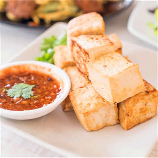 蒜香炸豆腐 Deep Fried Tofu with Garlic Sauce